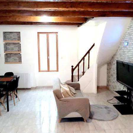 Apartment Elegante Maison Centre